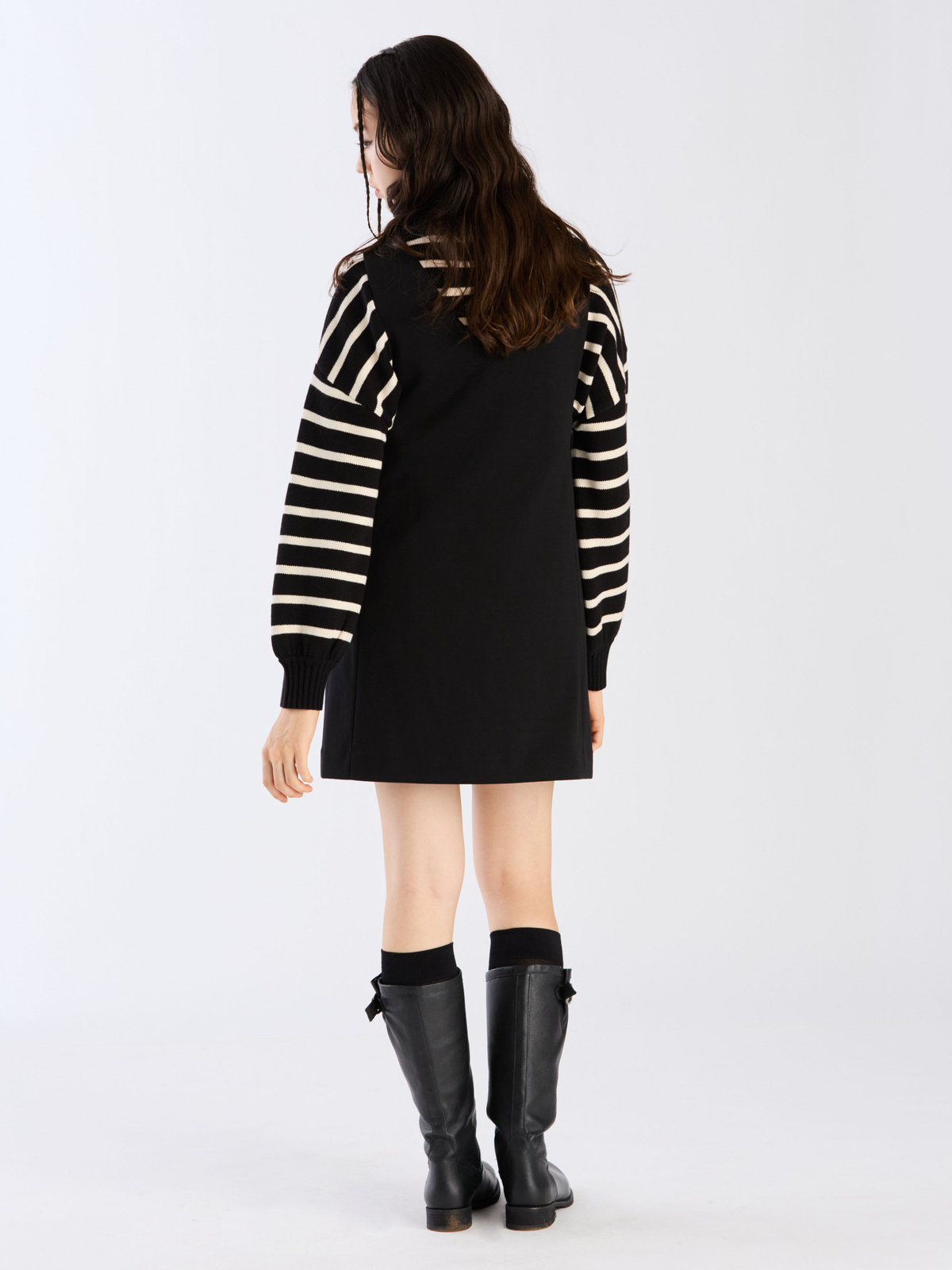 To b. by agnès b. 【Outlet】ポンチジャンパードレス ブラック