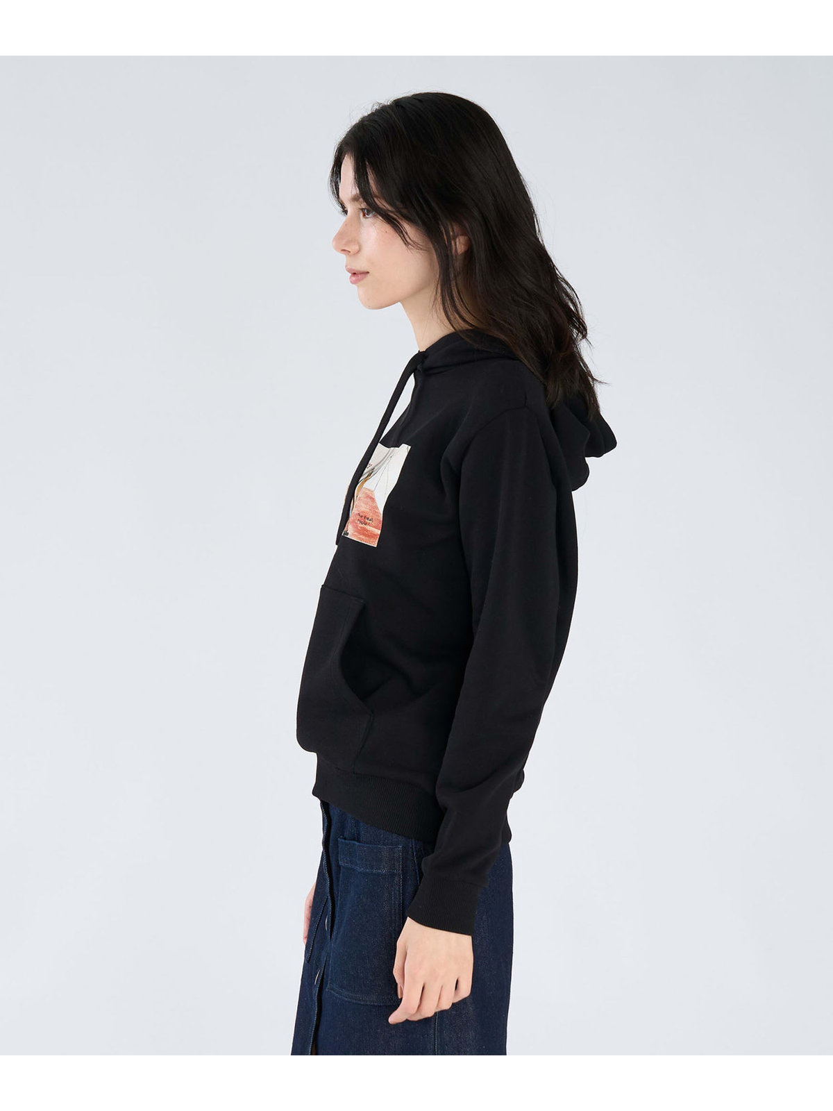 FEMME ウィメンズ プリント コットン 長袖 アーティスト スウェット ”Mike Lash” ブラック