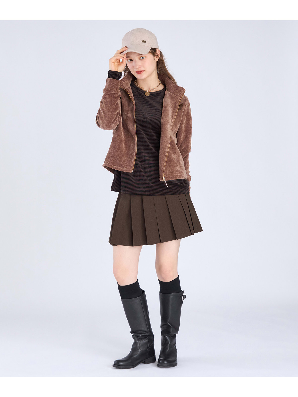 To b. by agnès b. 【Outlet】WEB限定 モールヤーンジップスタンド ブラウン