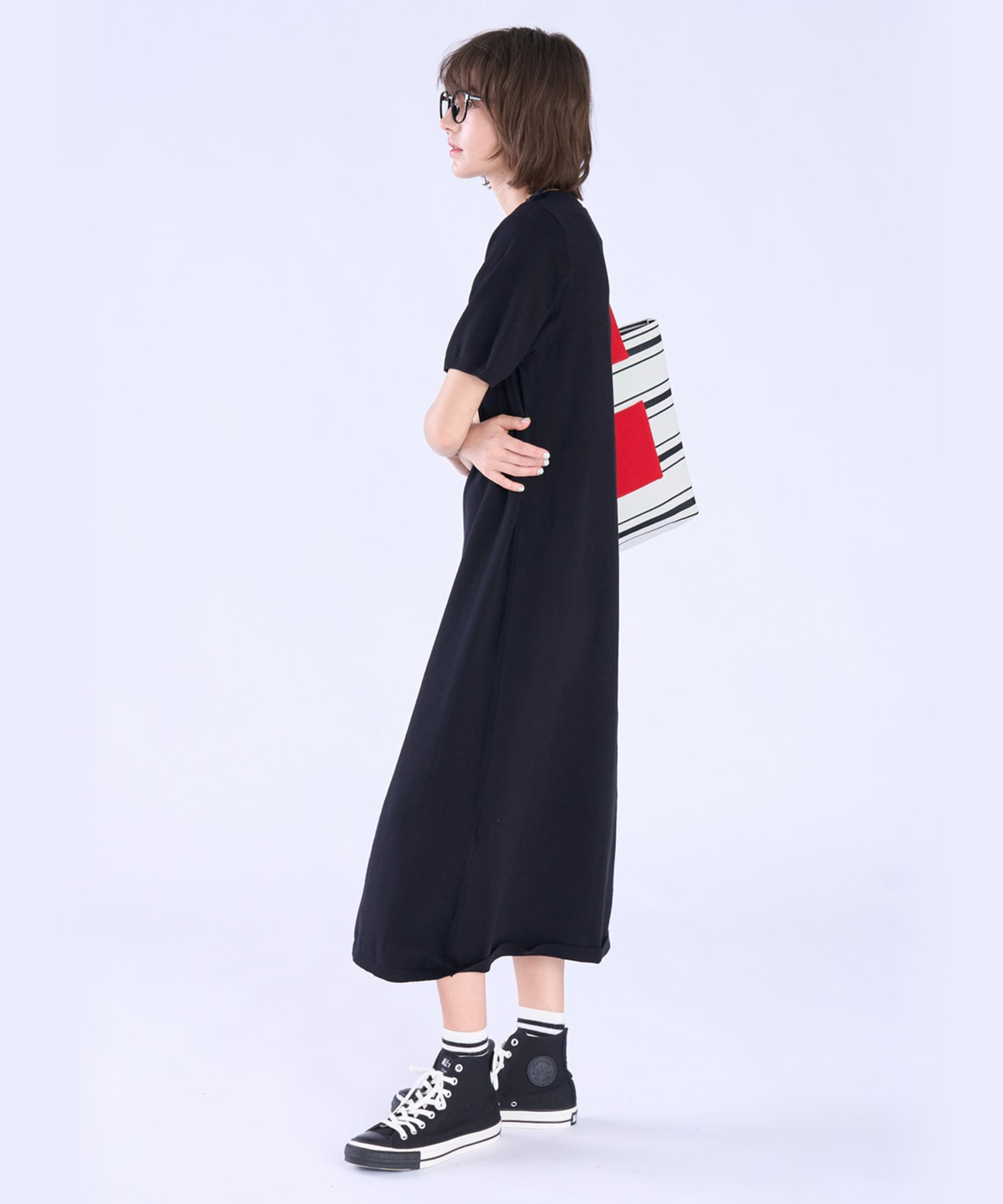 To b. by agnès b. WEB限定 ショルダーボタン コットン 半袖 ニット ワンピース ブラック