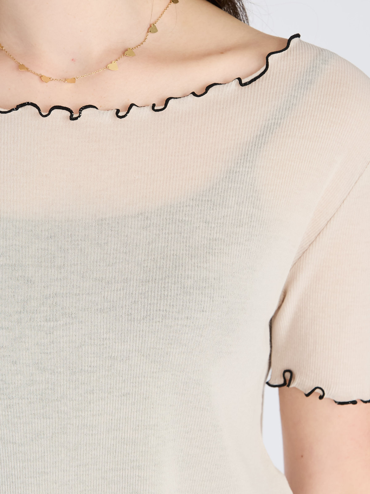 To b. by agnès b. 【Outlet】コットン メロウフリル 半袖 Tシャツ ホワイト