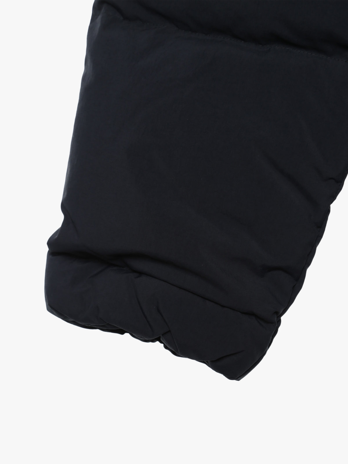 FEMME ウィメンズ agnes b. x ABODE OF SNOW “Mila 2.0 Down Jacket“ ブラック