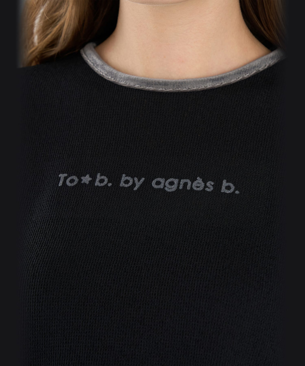 To b. by agnès b. ロゴ ワッフルTシャツ ブラック