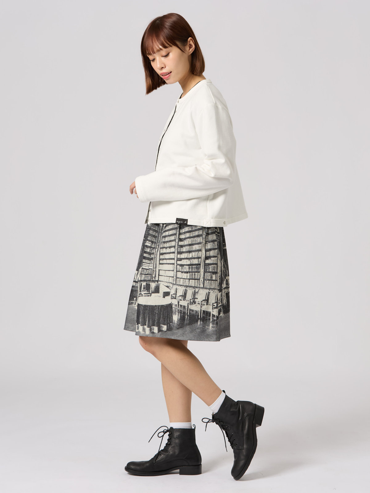 FEMME ウィメンズ WEB限定 ロゴ コットン 長袖 カーディガンプレッション ホワイト