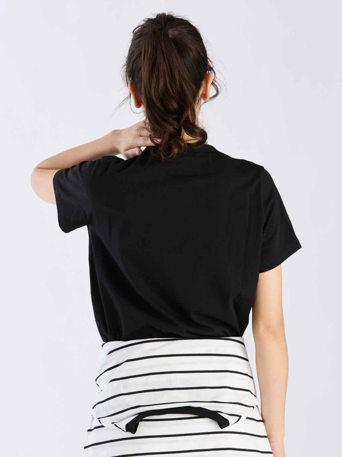 To b. by agnès b. 【Outlet】プリント オーガニックコットン 半袖 Tシャツ "Bravo!" ブラック