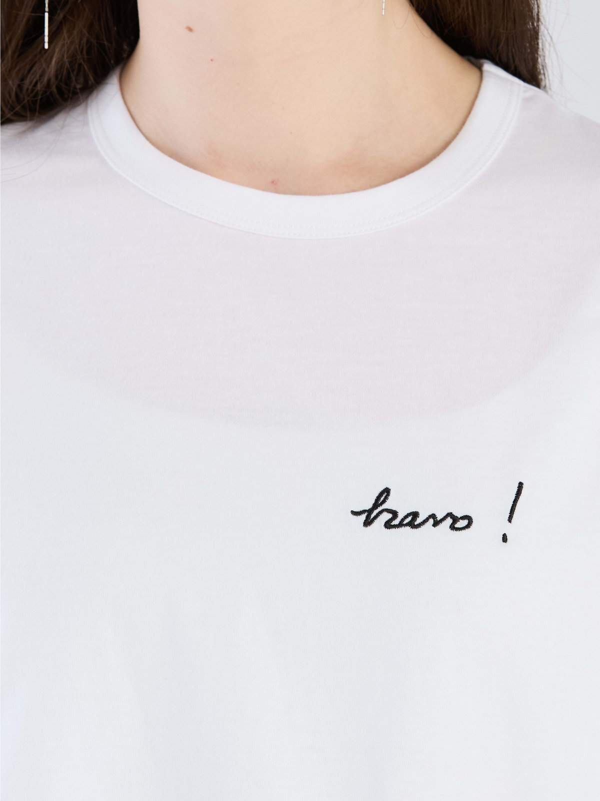 To b. by agnès b. 【Outlet】プリント オーガニックコットン 半袖 Tシャツ "Bravo!" ホワイト