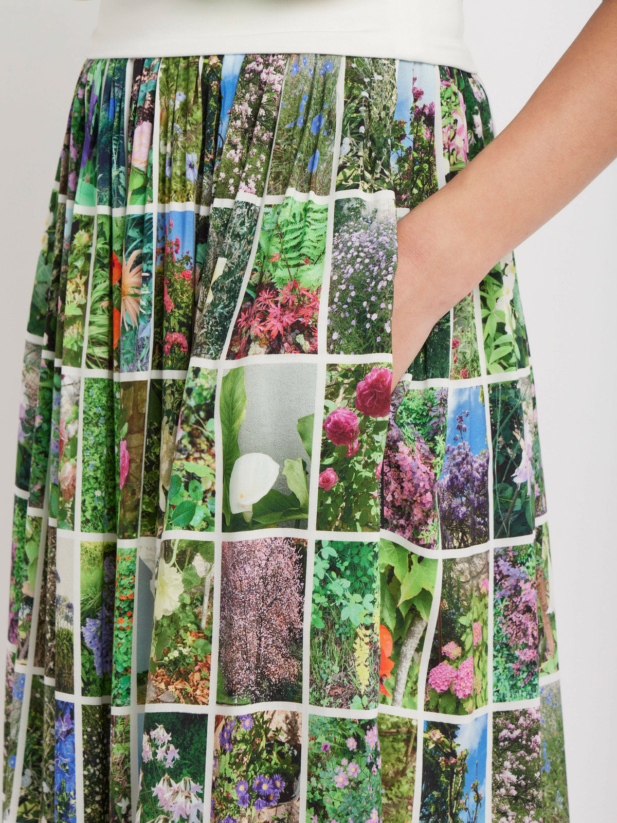 FEMME ウィメンズ 【Outlet】フォトプリント ギャザー ロングスカート "Instagram fleurs" マルチ