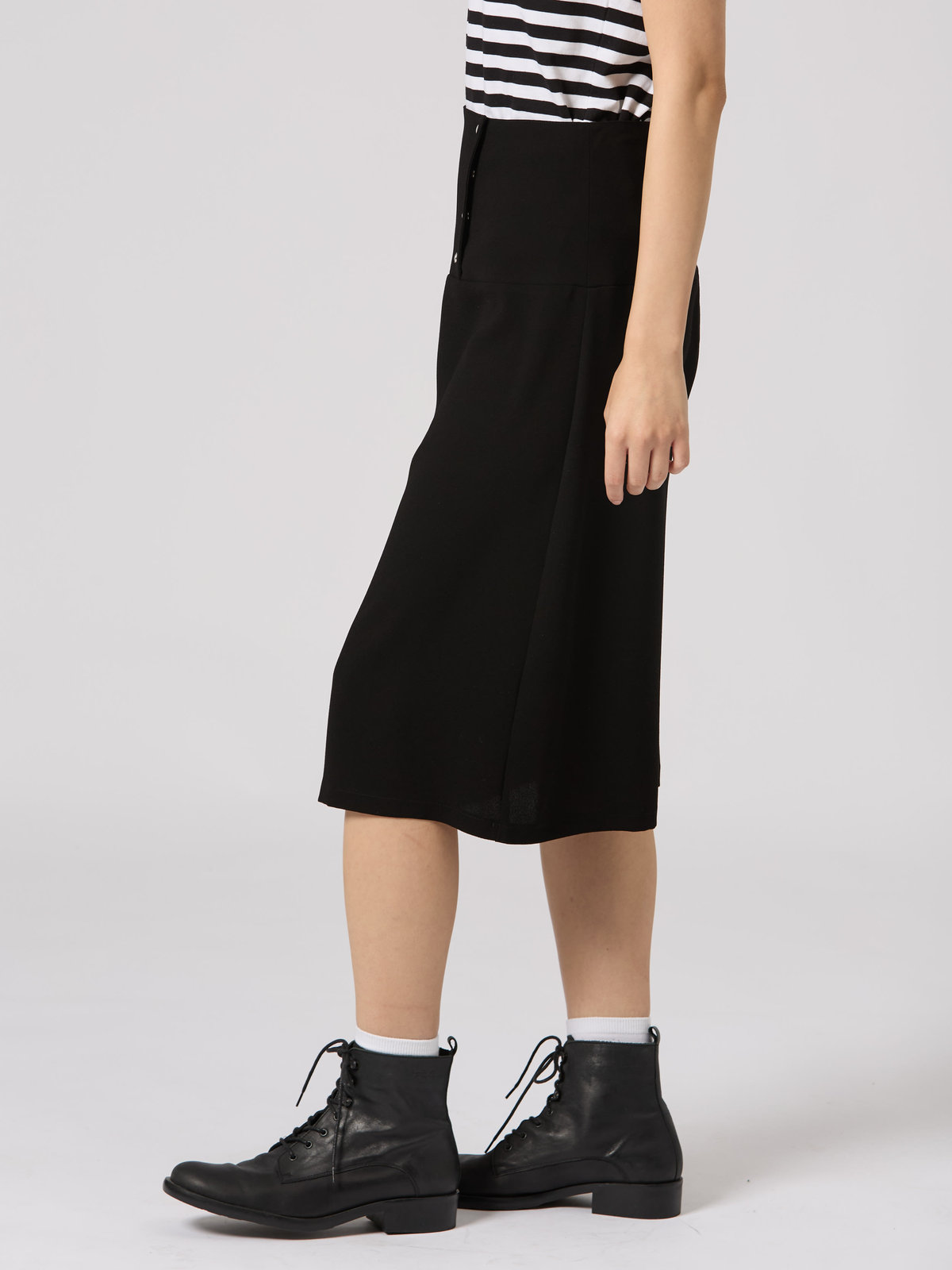 FEMME ウィメンズ 【Outlet】U700 JUPE スカート ブラック