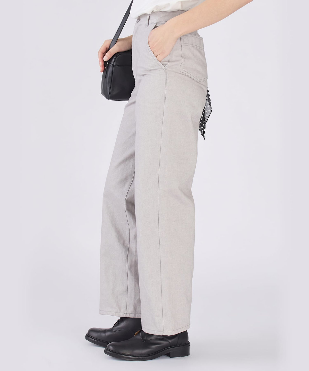 To b. by agnès b. コットン デニム ストレート ワイドパンツ ライトグレー