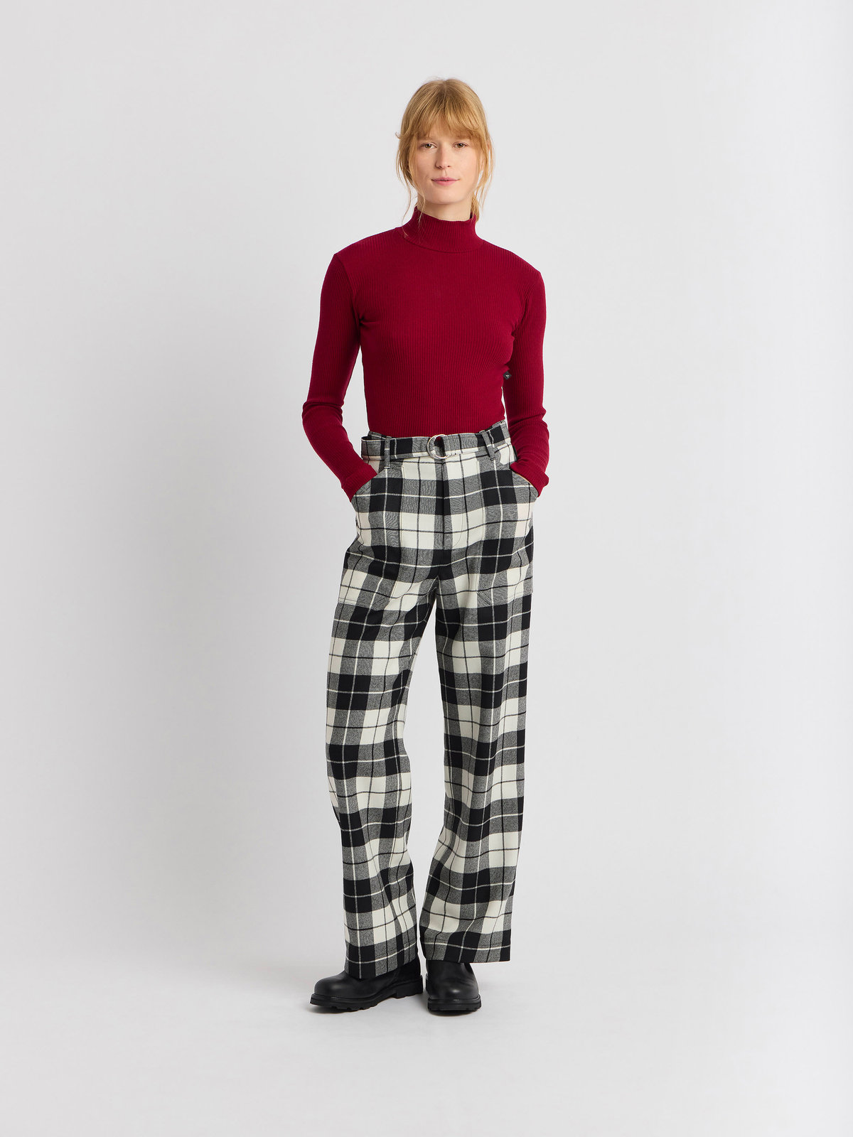 FEMME ウィメンズ 【Outlet】ハイネック 長袖 Tシャツ "Vian" ボルドー