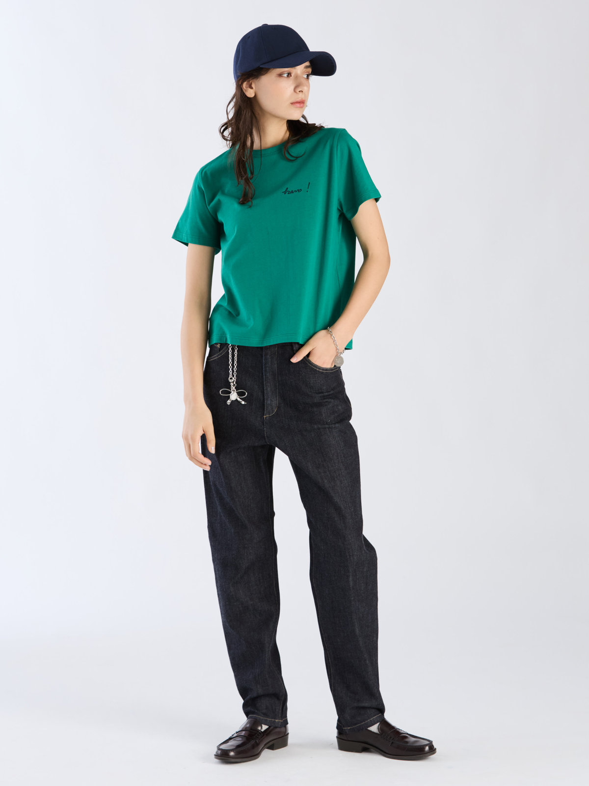 To b. by agnès b. 【Outlet】プリント オーガニックコットン 半袖 Tシャツ "Bravo!" グリーン