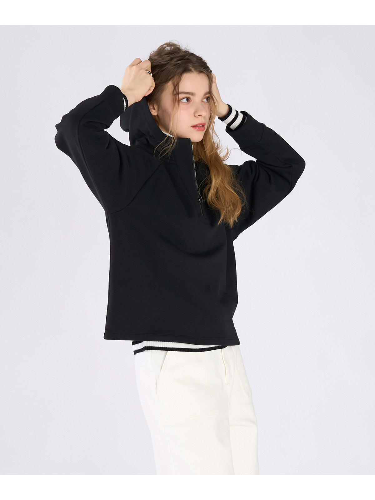 To b. by agnès b. コットン ハーフジップ スウェットフーディー ブラック