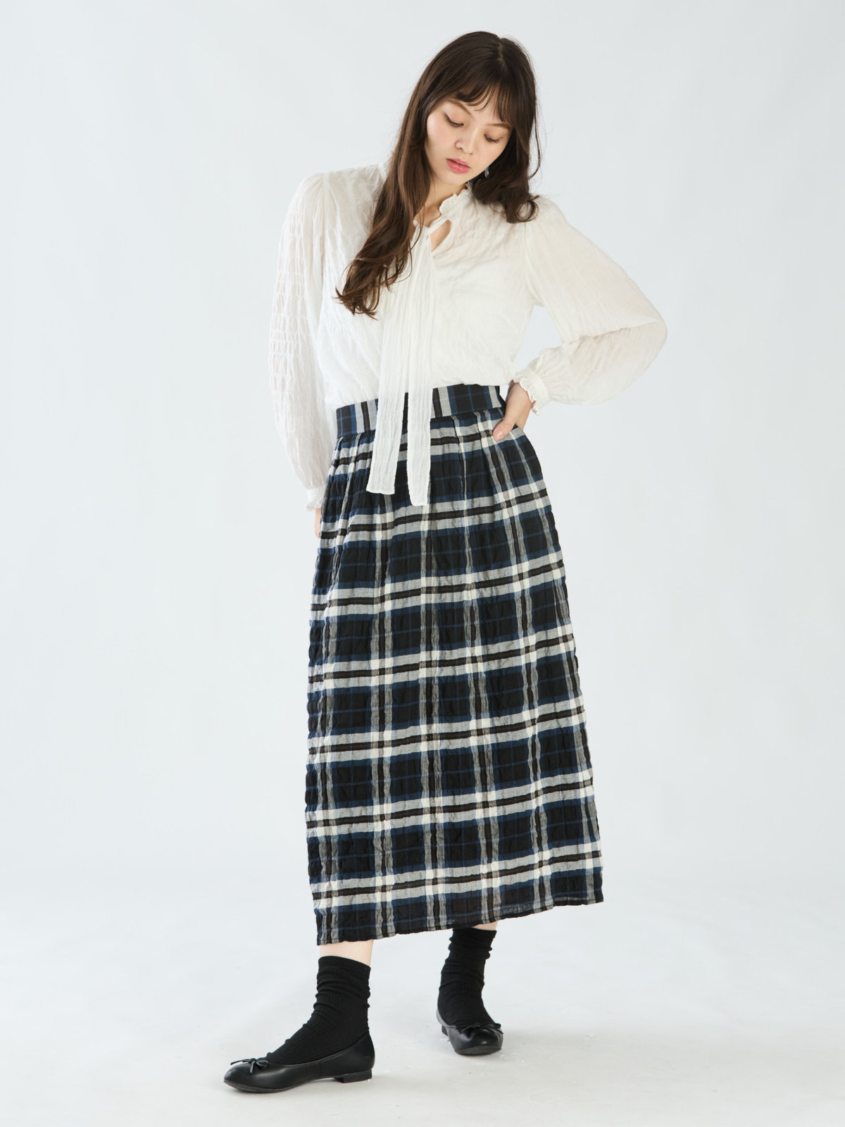 To b. by agnès b. 【Outlet】チェックシャーリングスカート ホワイト