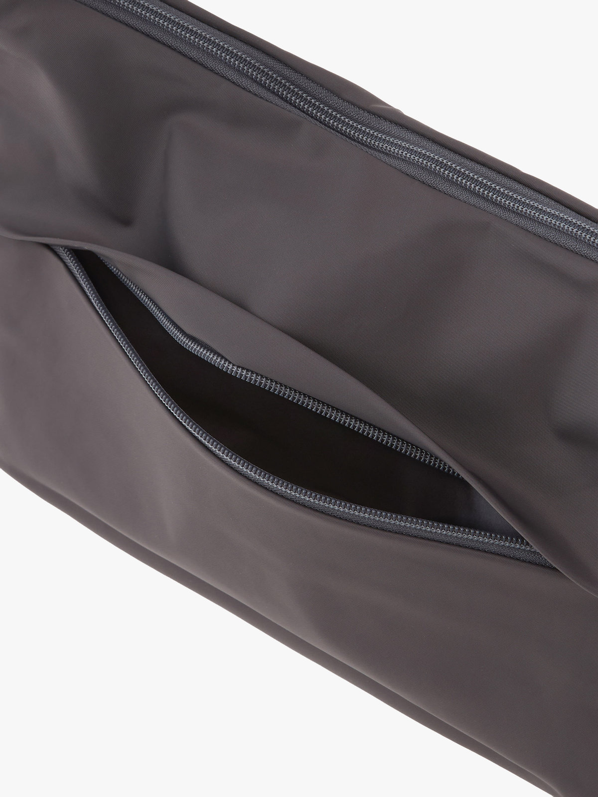 VOYAGE ウィメンズ バッグ＆ウォレット ナイロン ラージ ショルダーバッグ "Cecile" NS24-01 グレー