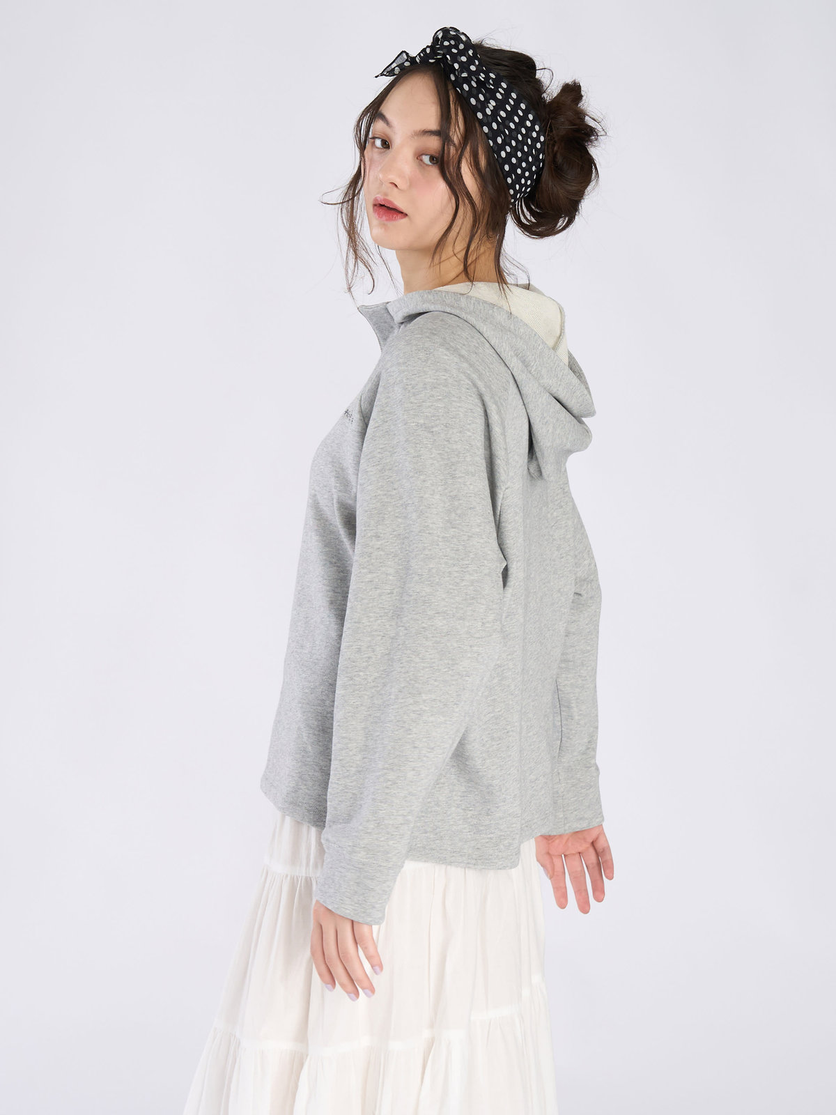 To b. by agnès b. コットン ハーフジップ スウェットフーディー グレー