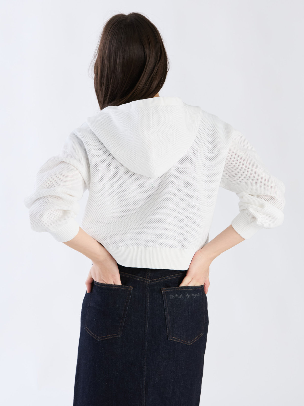 To b. by agnès b. メッシュ ニット ミニフーディー ホワイト