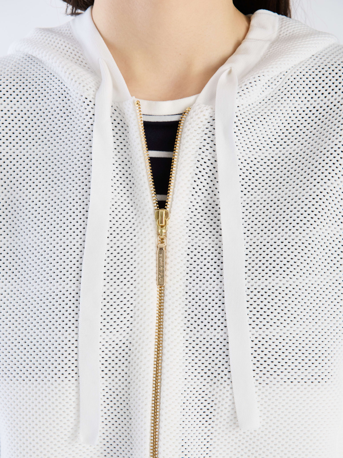 To b. by agnès b. メッシュ ニット ミニフーディー ホワイト