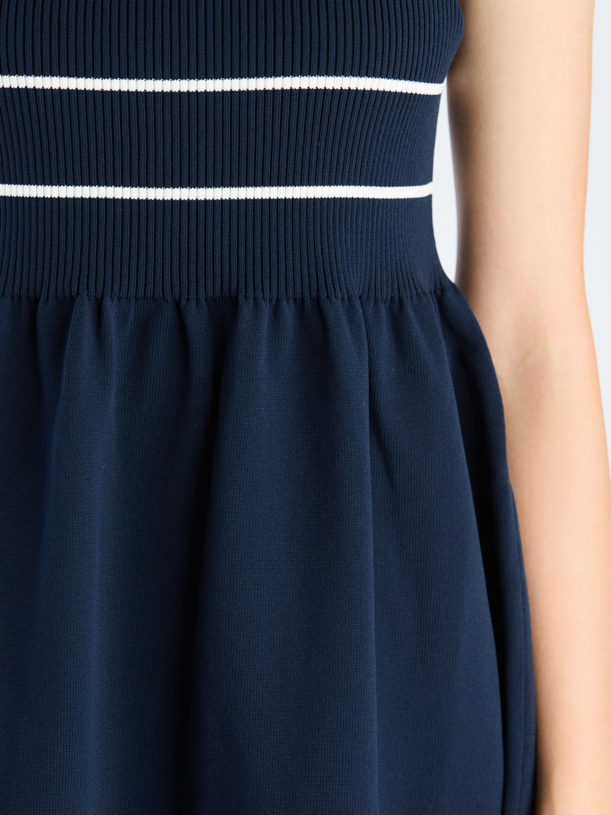 To b. by agnès b. 【Outlet】ノースリーブ ロング ニット ワンピース ネイビー×レッド