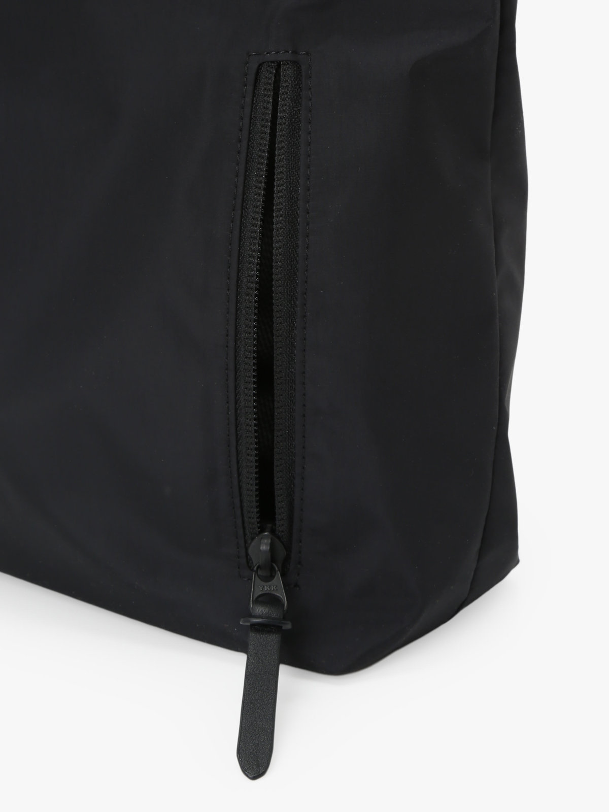 VOYAGE メンズ バッグ＆ウォレット ナイロン ラージ ショルダーバッグ ”Fred” ABH02-02 ブラック