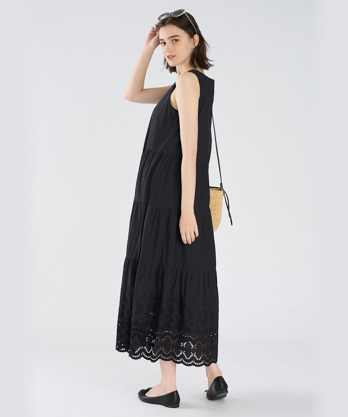 To b. by agnès b. シフリーレース コットン ノースリーブ ロング ワンピース ブラック