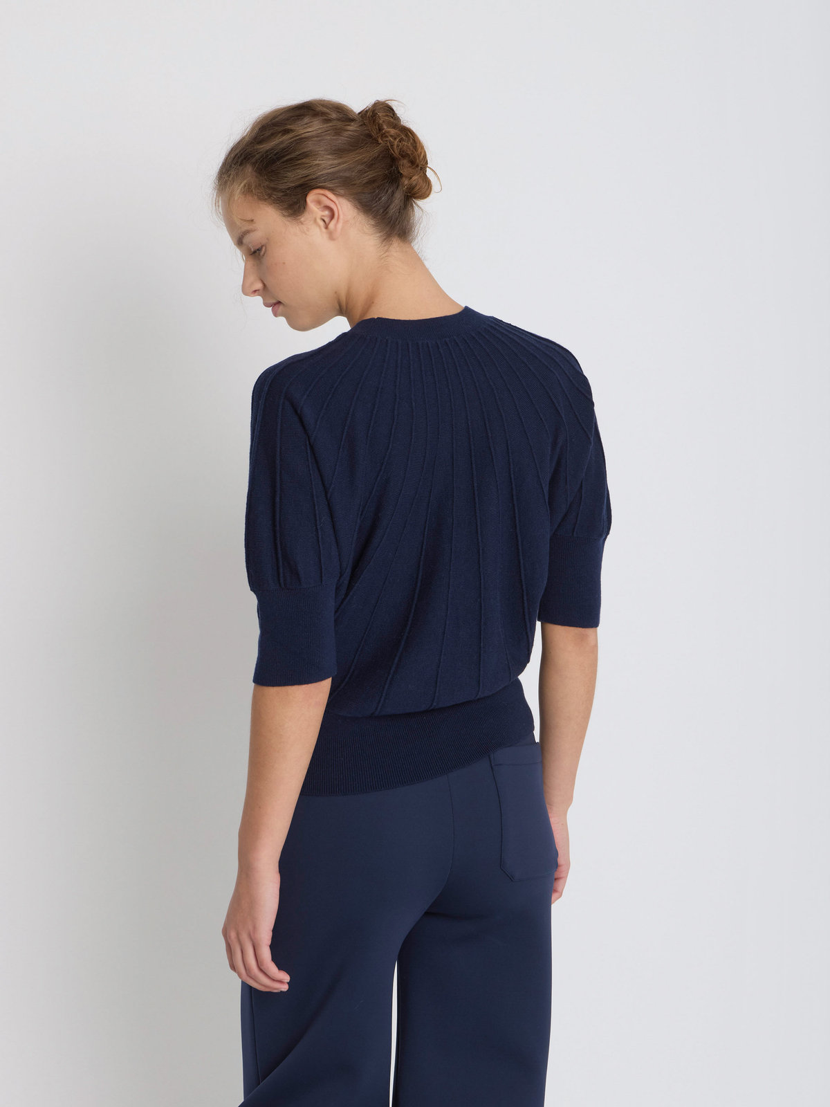 FEMME ウィメンズ ウール シルク カシミヤ 半袖 ニット プルオーバー ”Girouette” ブルー系その他
