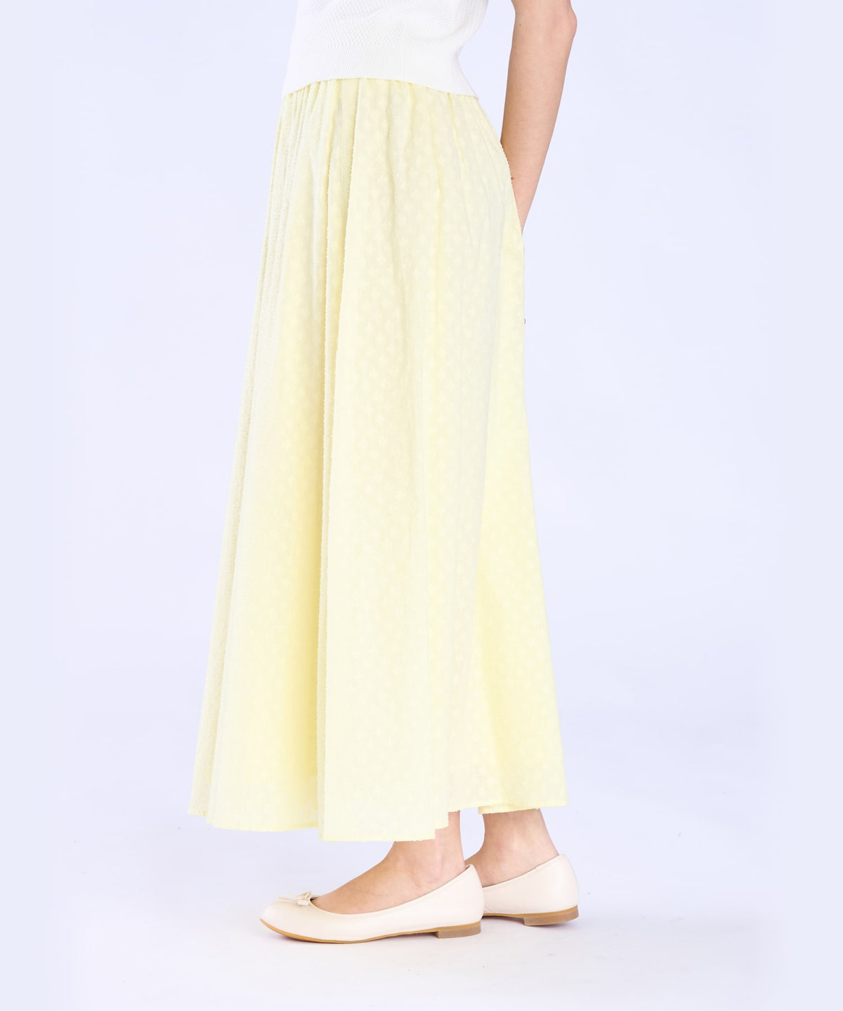 To b. by agnès b. フラワー コットン カット ジャカード スカート イエロー