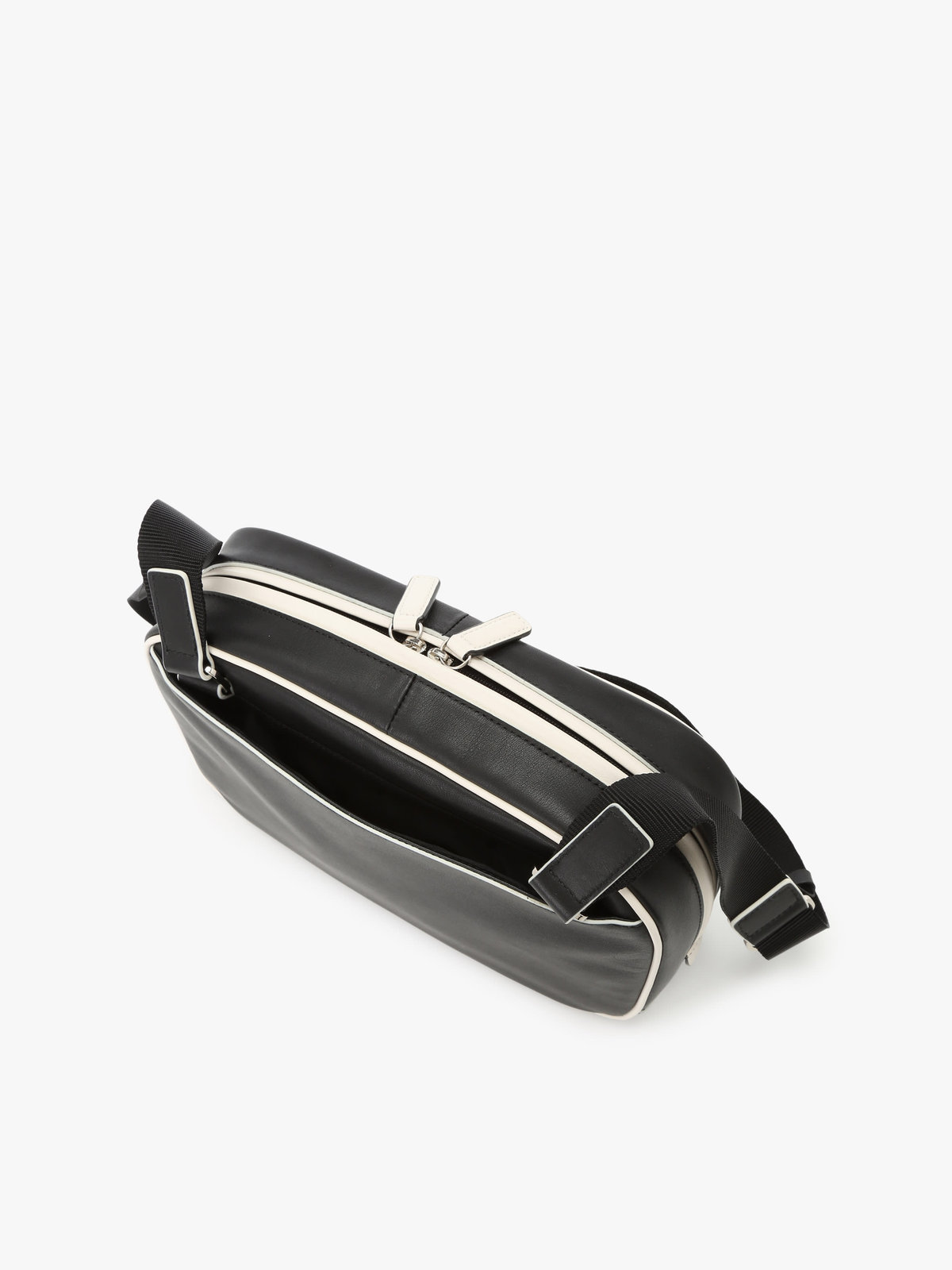 VOYAGE ウィメンズ バッグ＆ウォレット  Suzy ショルダーバッグ WAS33-02 ブラック