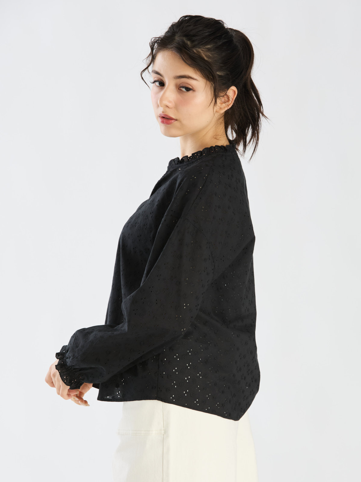 To b. by agnès b. 【Outlet】スキッパ―レースブラウス ブラック