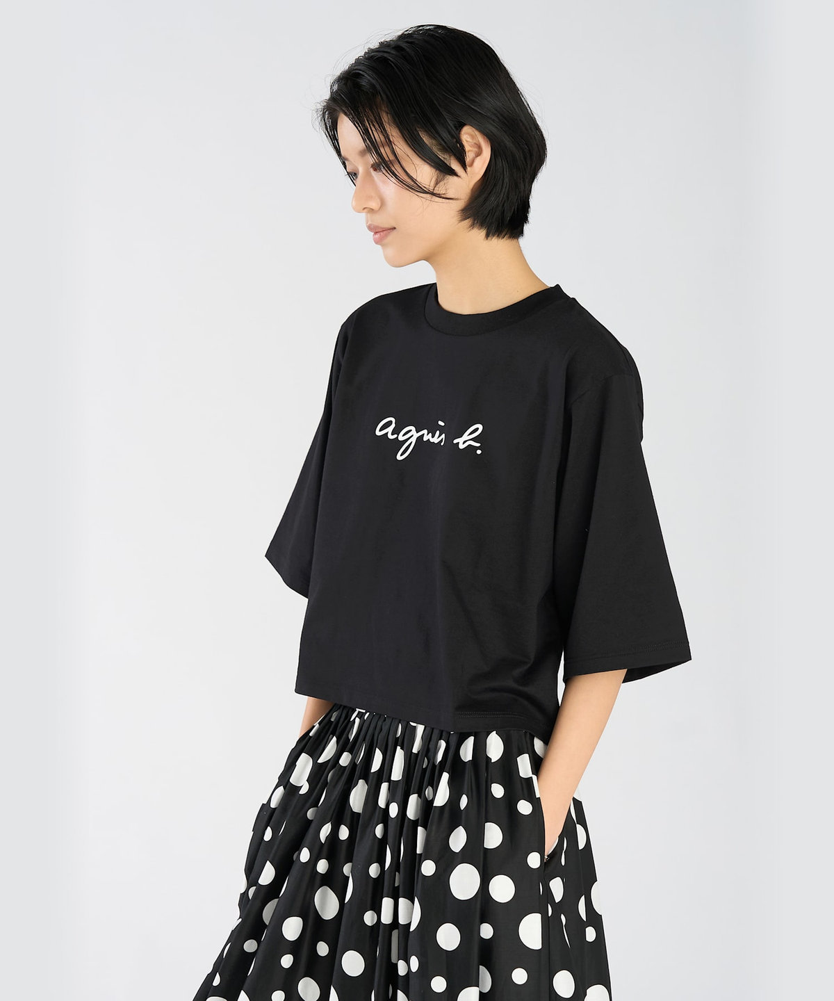 FEMME ウィメンズ ロゴ コットン 5分袖 Tシャツ "Yoko" ブラック