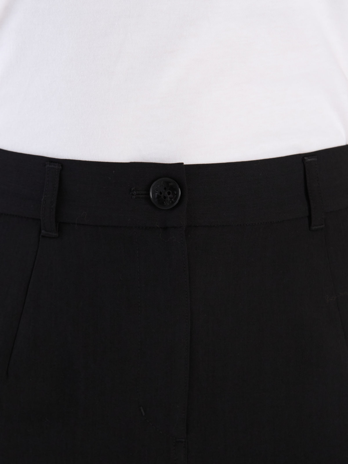 To b. by agnès b. 【Outlet】ワーステッドポリエステルカーゴスカート ブラック