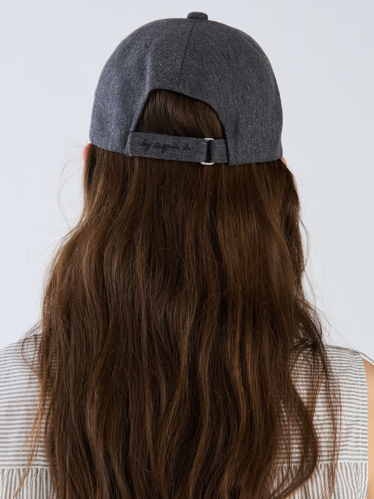 To b. by agnès b. 【Outlet】"To b."ロゴ刺繍 キャップ グレー