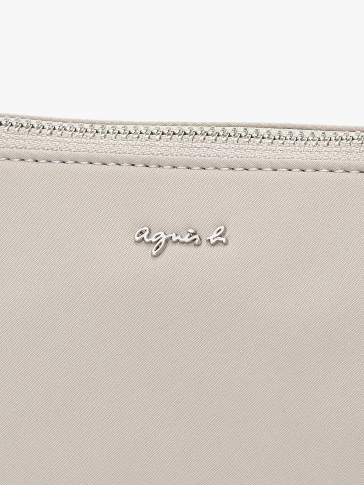 VOYAGE ウィメンズ バッグ＆ウォレット ナイロン ミディアム ショルダーバッグ "Adele" ZAS10-06 ブルー