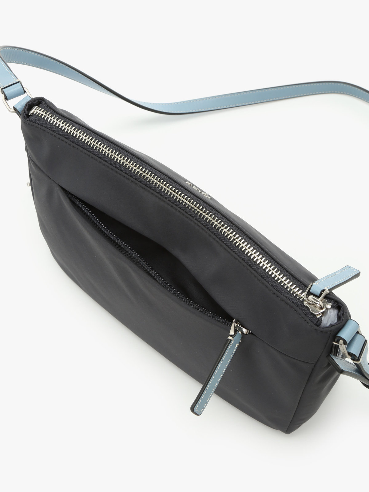 VOYAGE ウィメンズ バッグ＆ウォレット ナイロン ミディアム ショルダーバッグ "Adele" ZAS10-06 ブルー