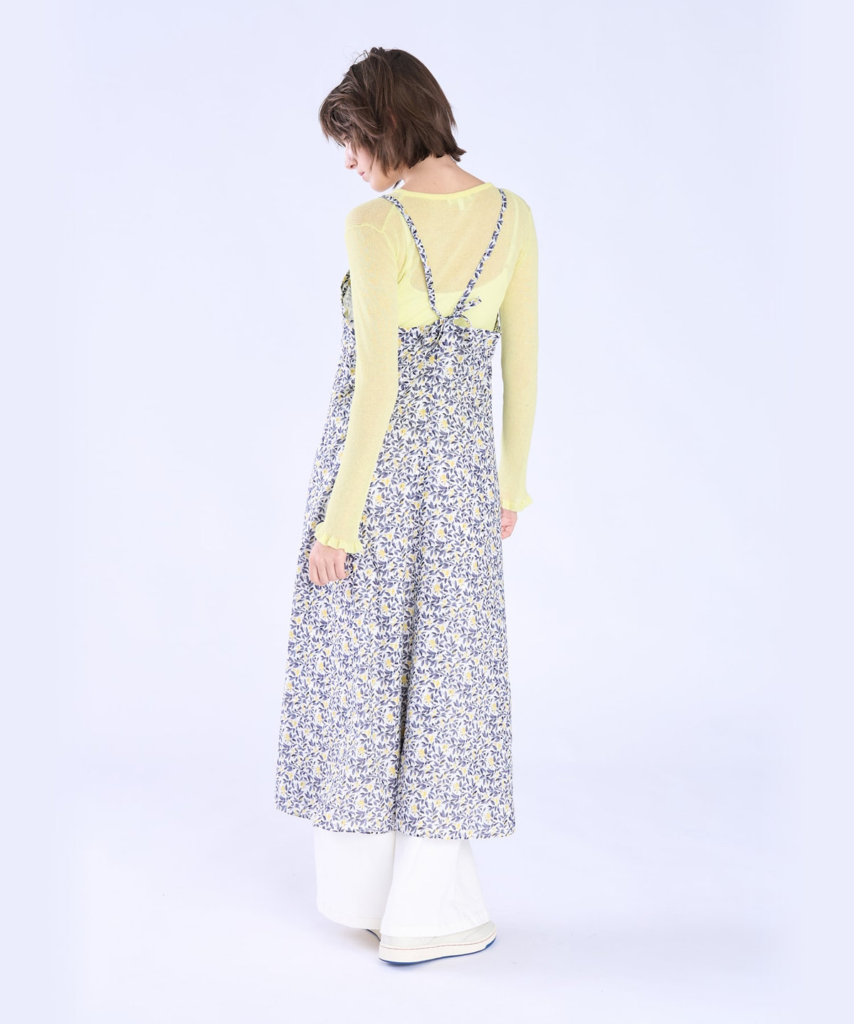 To b. by agnès b. ボタニカル プリント コットン ノースリーブ ロング ワンピース イエロー