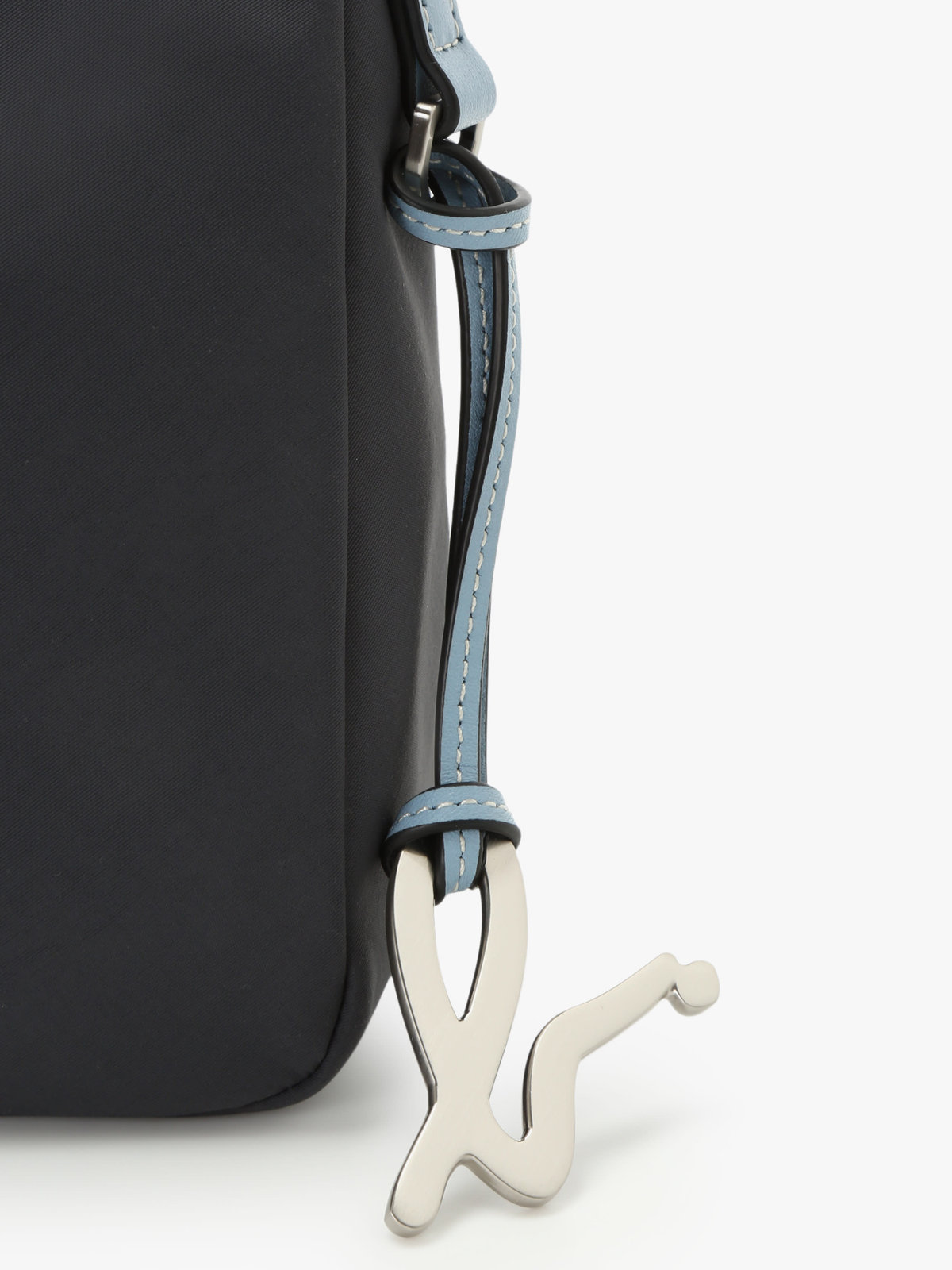 VOYAGE ウィメンズ バッグ＆ウォレット ナイロン ミディアム ショルダーバッグ "Adele" ZAS10-06 ブルー