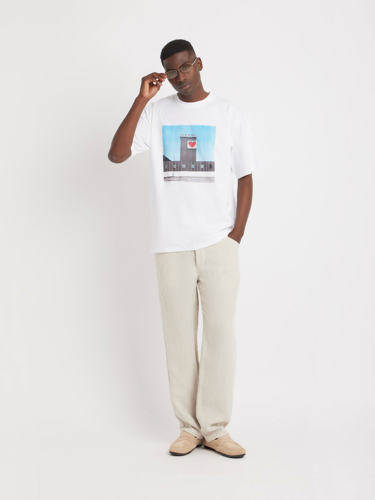 HOMME メンズ メンズ コットン フォトプリント 半袖 アーティストTシャツ ”Francois Prost” ホワイト