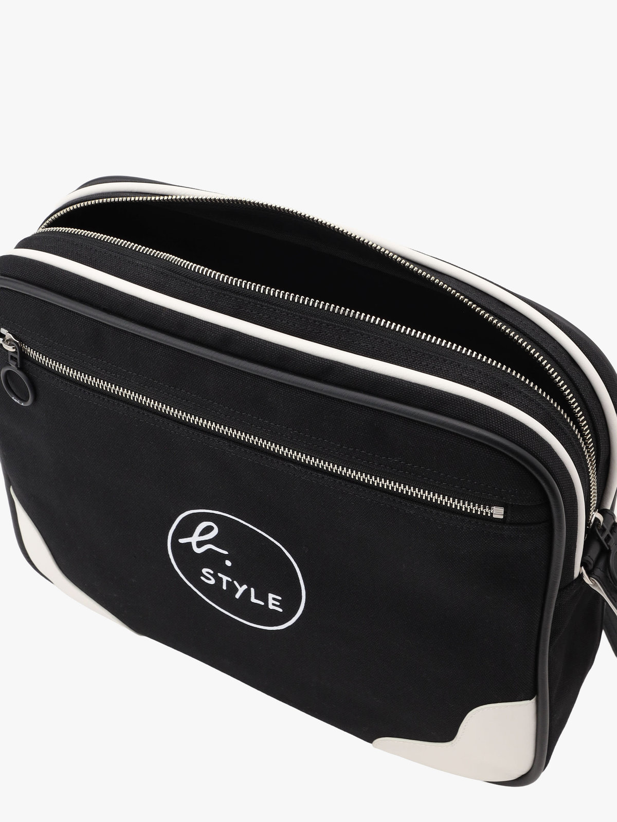 VOYAGE ウィメンズ バッグ＆ウォレット  EASY ショルダーバッグ QAS29-01 ブラック