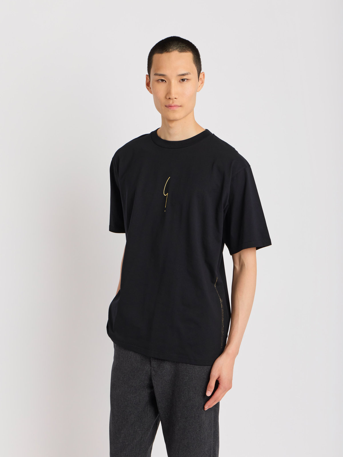 HOMME メンズ メンズ アイコニック コットン プリント 半袖 Tシャツ ”Point d'Ironie” ブラック