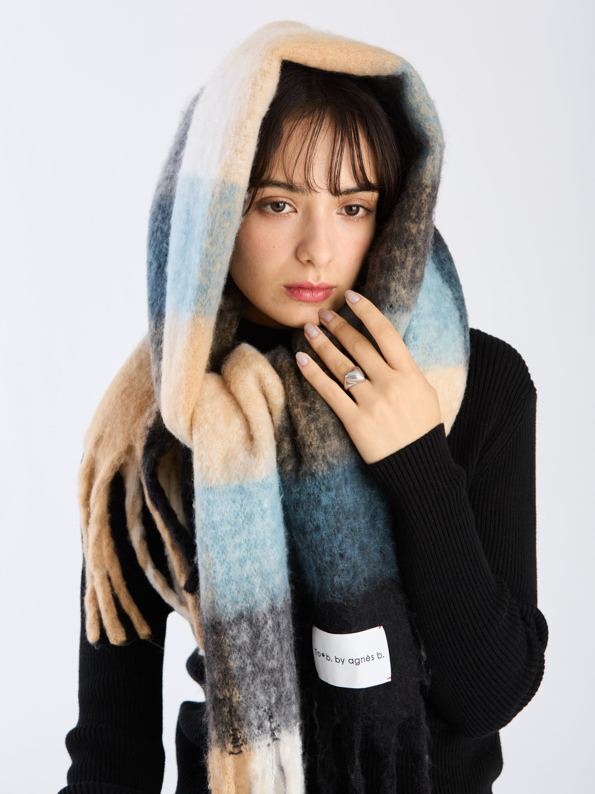 To b. by agnès b. ブロックチェック マフラー ブルー