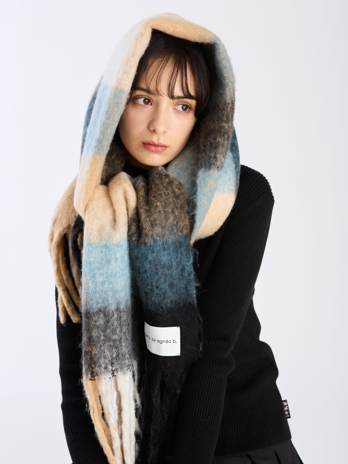 To b. by agnès b. ブロックチェック マフラー ブルー