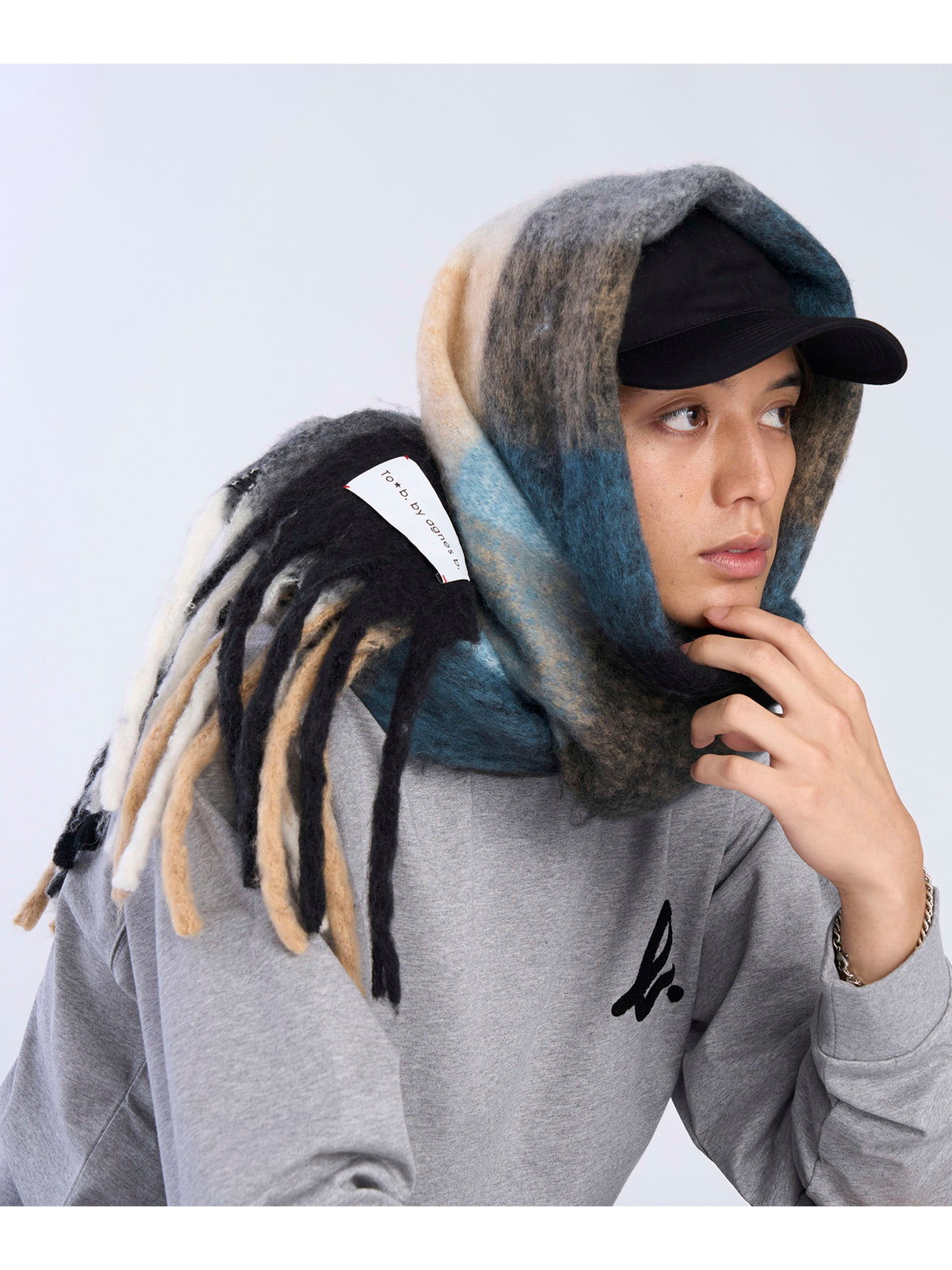 To b. by agnès b. ブロックチェック マフラー ブルー