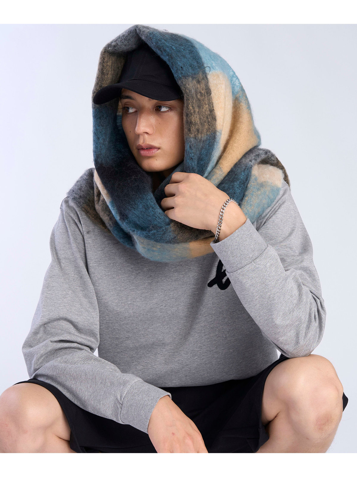 To b. by agnès b. ブロックチェック マフラー ブルー