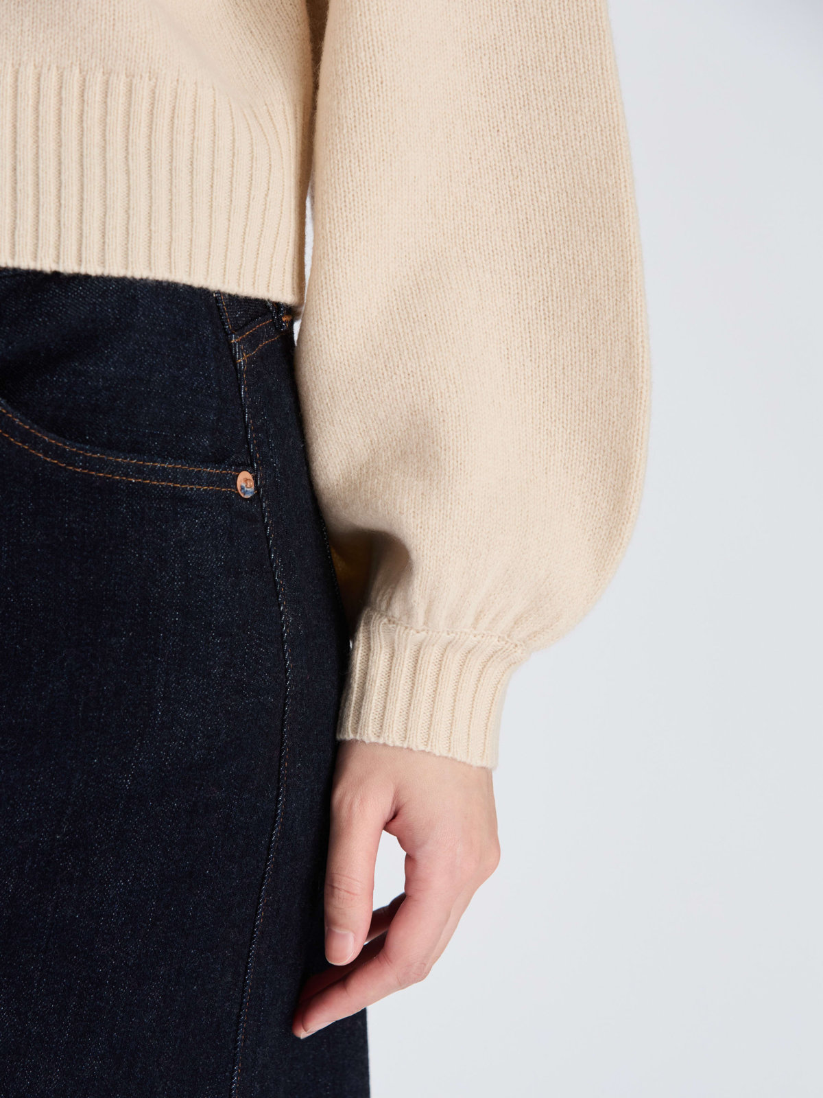 To b. by agnès b. 【Outlet】ウール ボリュームスリーブ ラブリー カーディガン ホワイト系その他