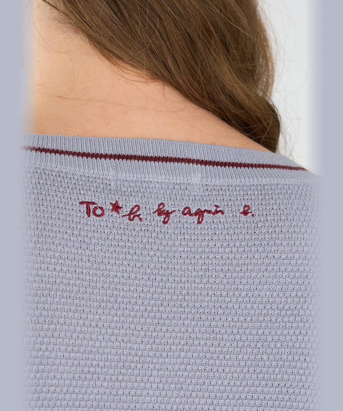 To b. by agnès b. スター刺繍 コットン 半袖 Vネック ニットプルオーバー ブルー