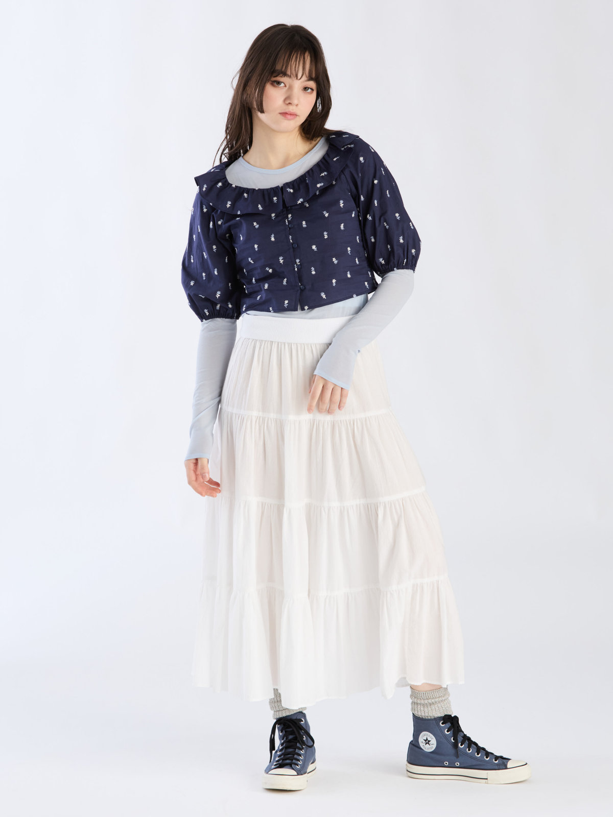 To b. by agnès b. 【Outlet】フラワーエンブロイダリーブラウス ネイビー