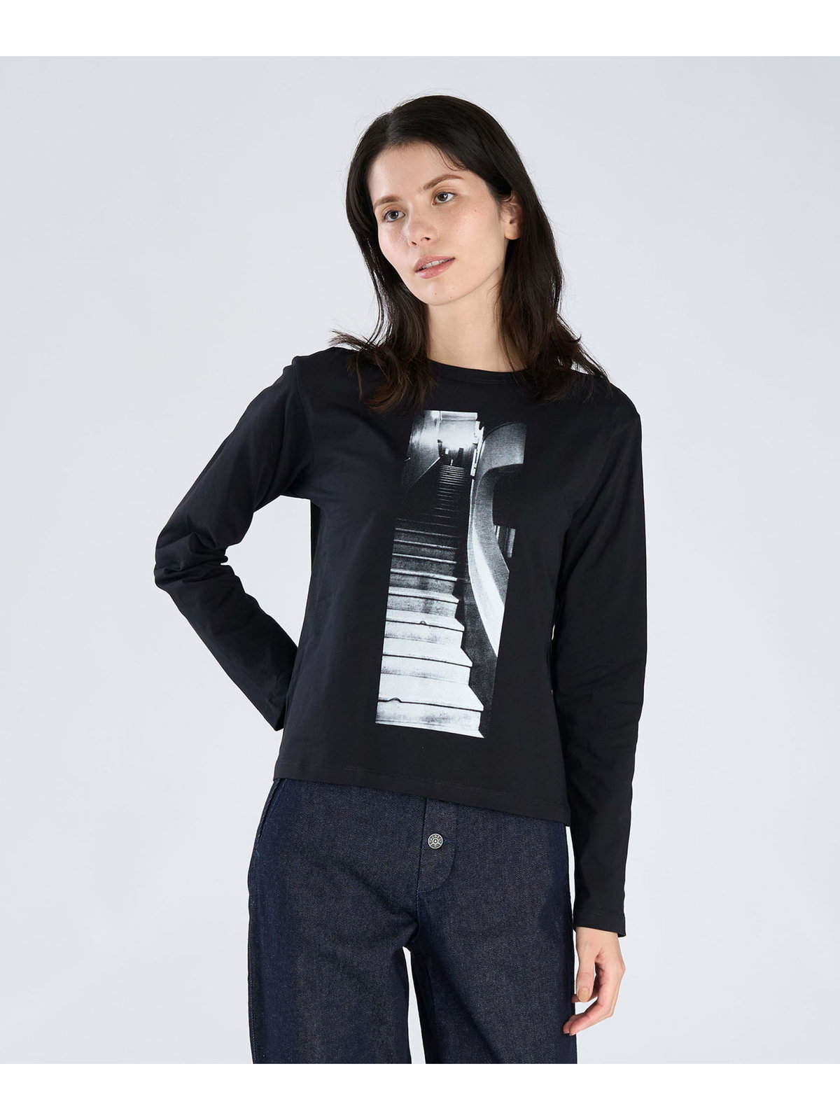 FEMME ウィメンズ フォトプリント コットン 長袖 Tシャツ ”Lil Cool” ブラック