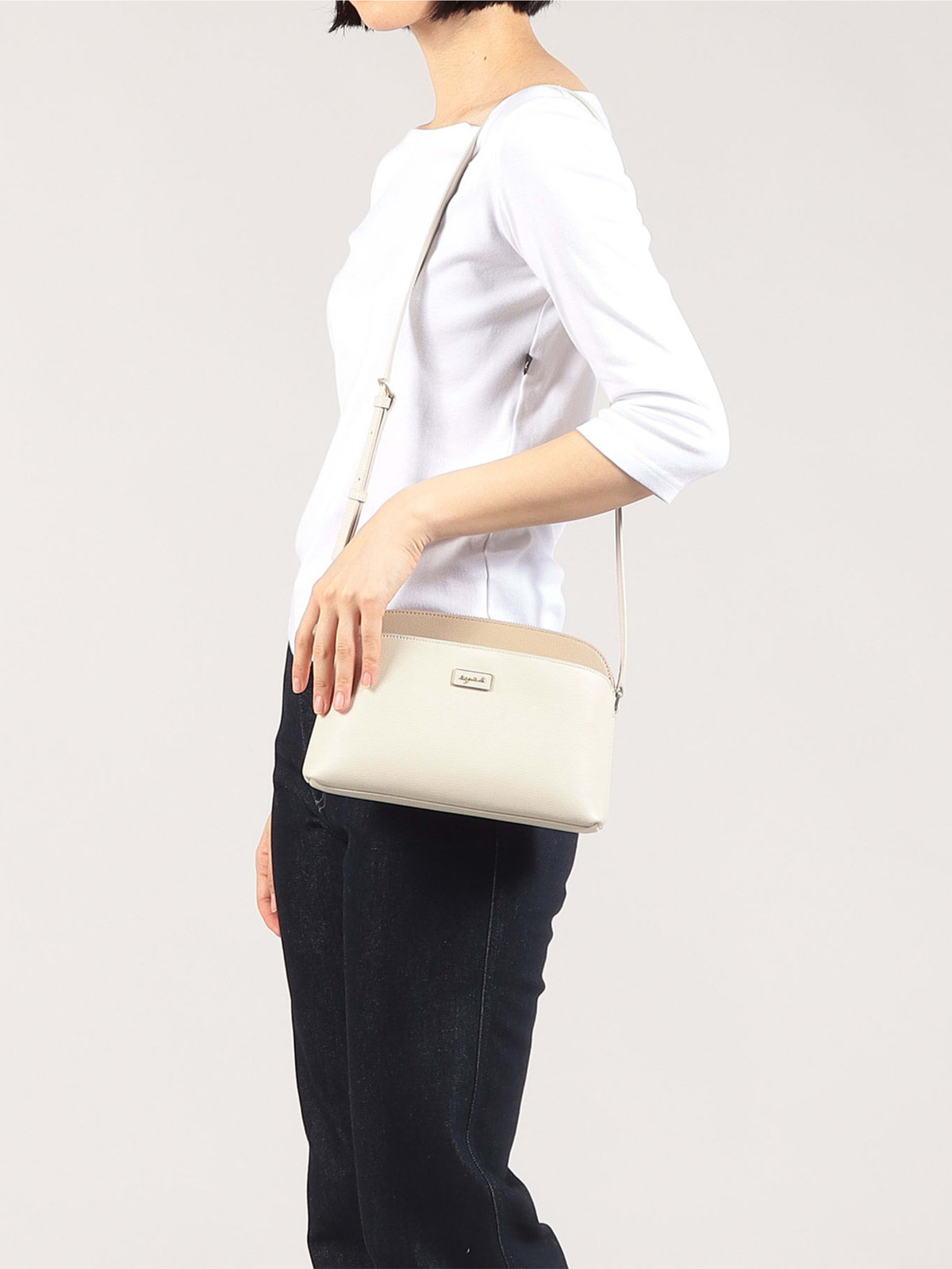 VOYAGE ウィメンズ バッグ＆ウォレット ショルダーバッグ QAS02Z-03 オフホワイト