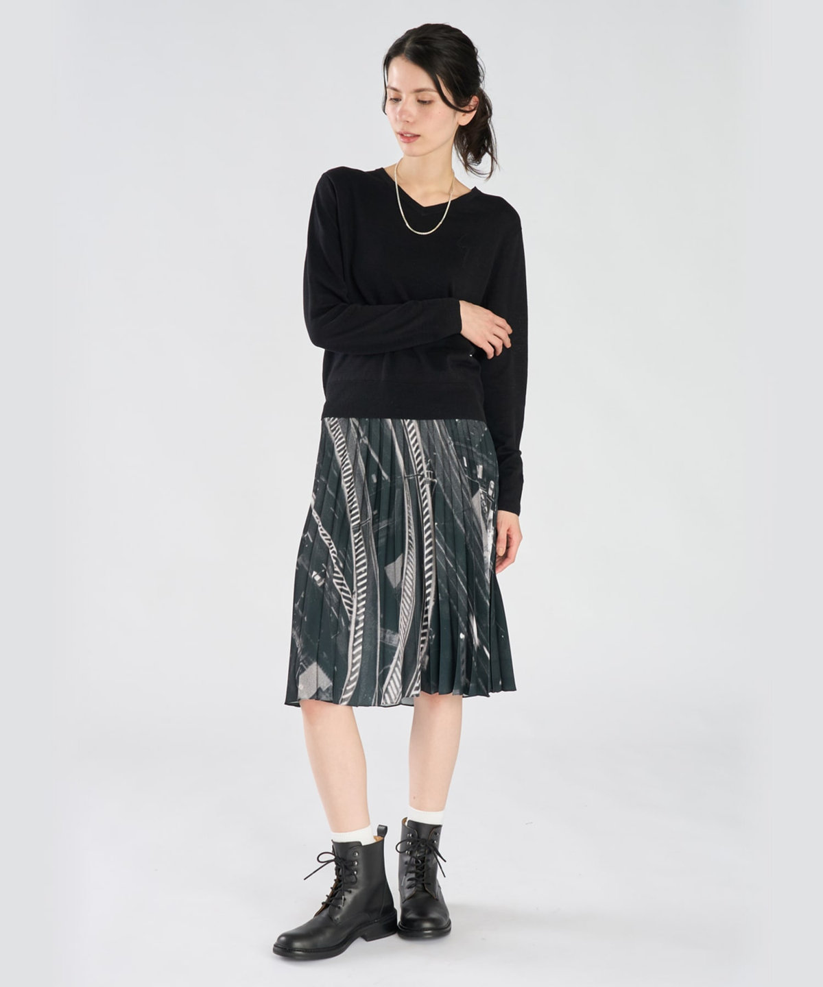 FEMME ウィメンズ フォトプリント プリーツ ロング スカート "View from Agnes’ hotel window in Tokyo" マルチ