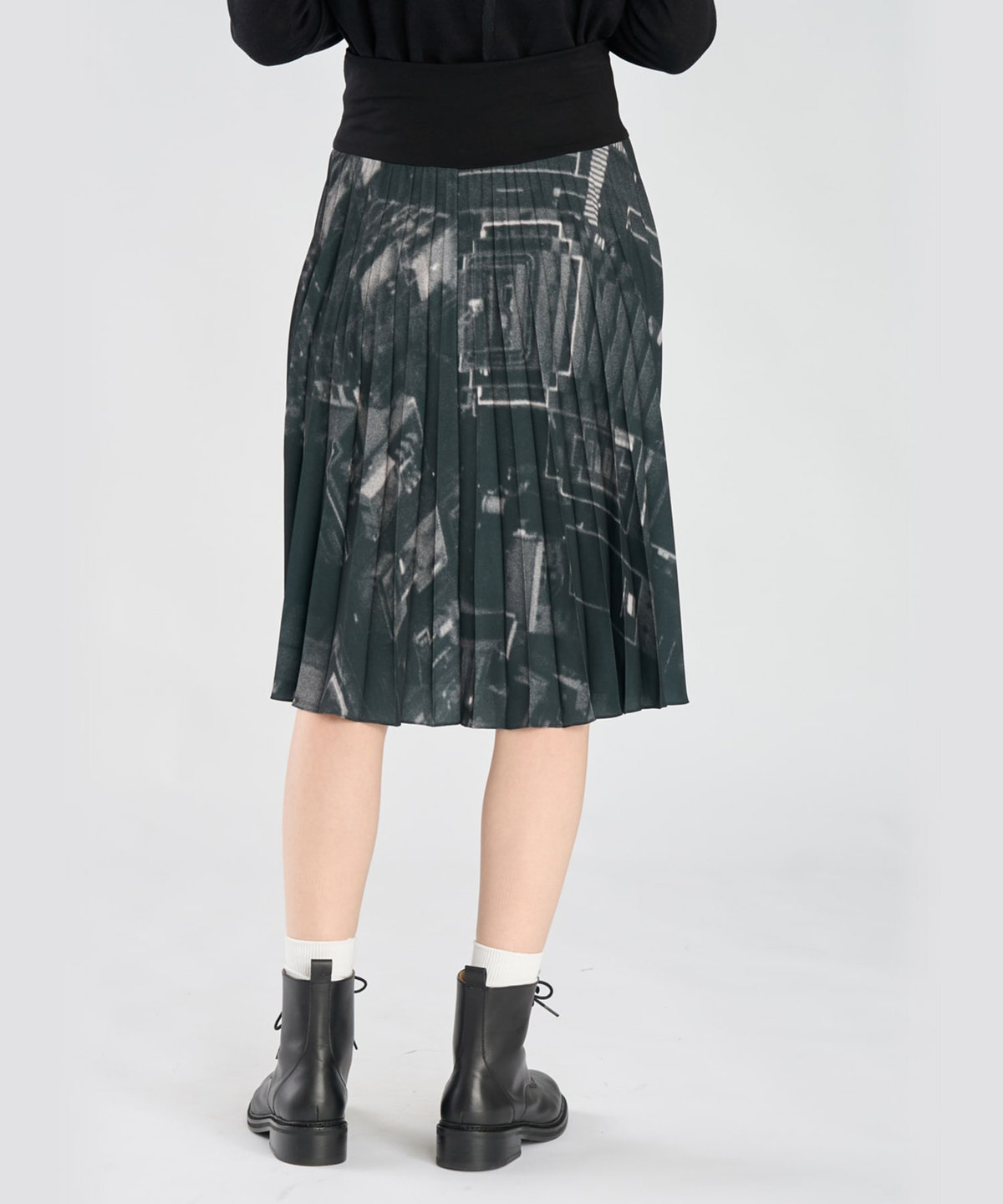 FEMME ウィメンズ フォトプリント プリーツ ロング スカート "View from Agnes’ hotel window in Tokyo" マルチ