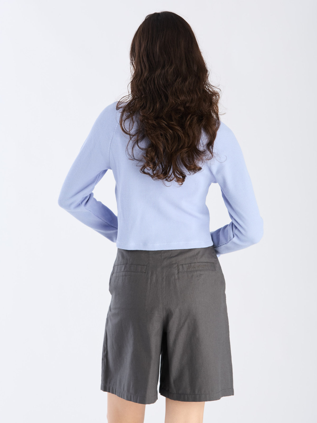 To b. by agnès b. 【Outlet】ワッフル コンパクト ロングスリーブ カーディガン ブルー